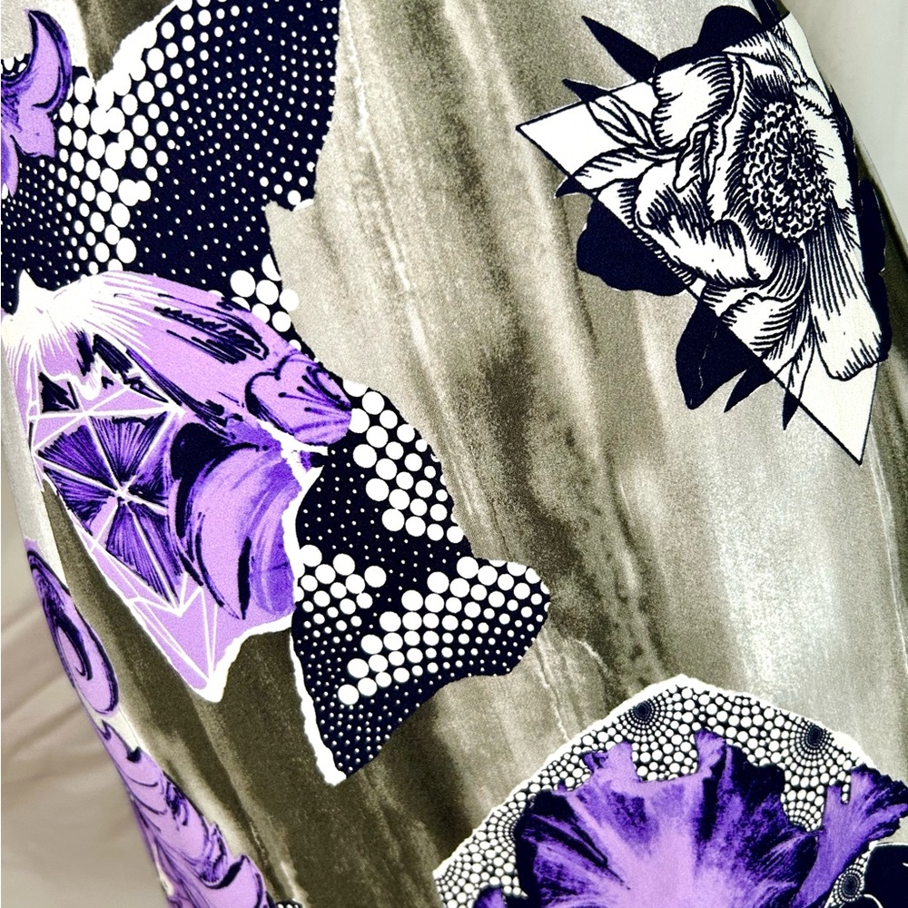 Versace Collection Grey, Purple, Green Abstract Pencil Skirt, Size M - Picture 3 of 13